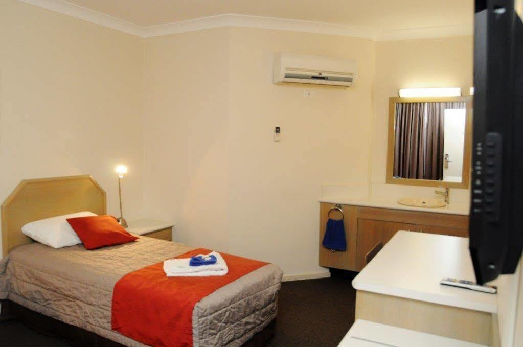 Dubbo Rsl Club Motel Extérieur photo